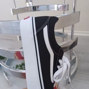 VANS Black/White Platform Shoes Sz 5 New w/Box!